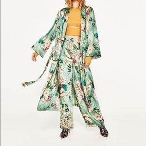 Zara Green Floral Kimono Trousers